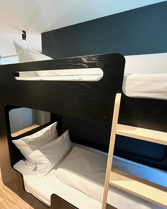 32662813-b8ed-41fd-97a6-992b24c84552