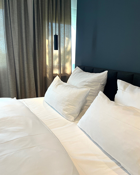 ff34fe98-3900-4a57-b3fd-92d9b8b8948d